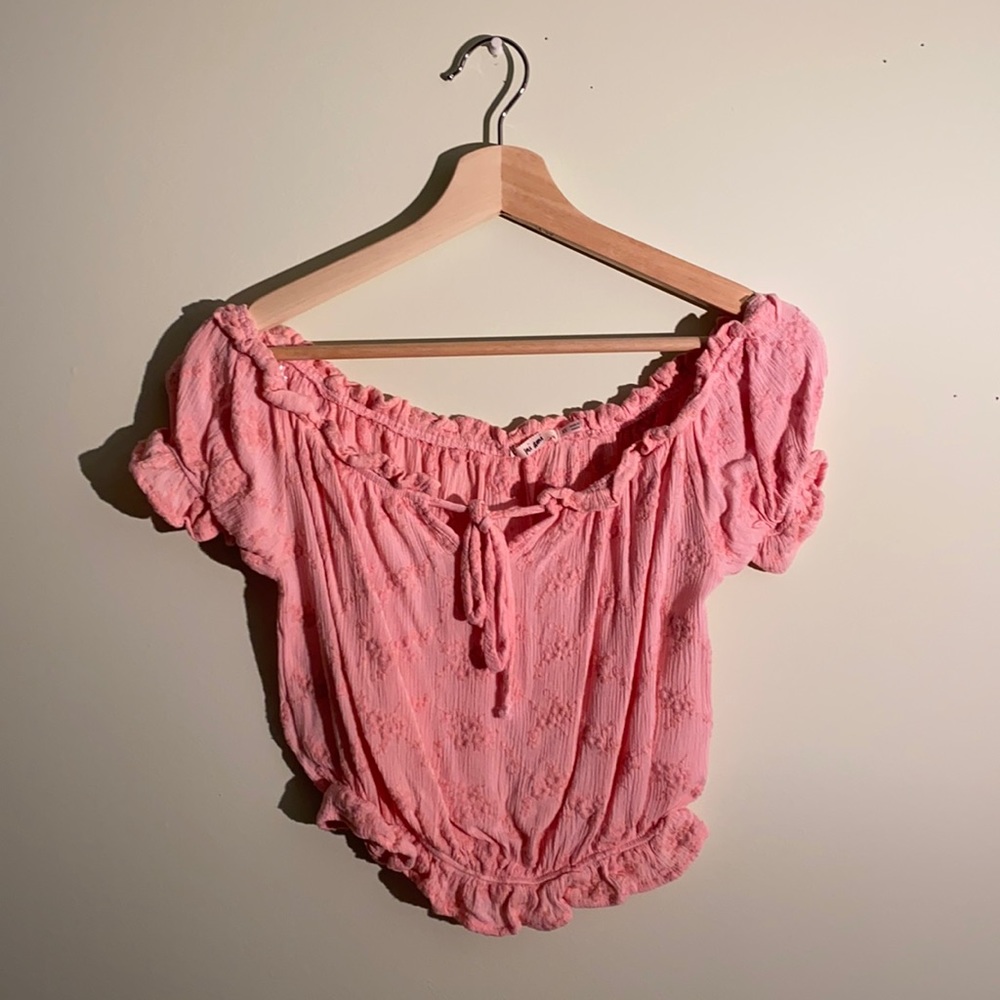 Off-the-shoulder Ruffle Crop Top